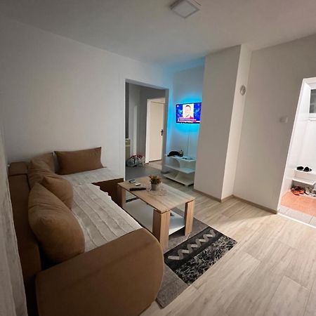 Babici 3 Apartment Hiseti Exterior photo